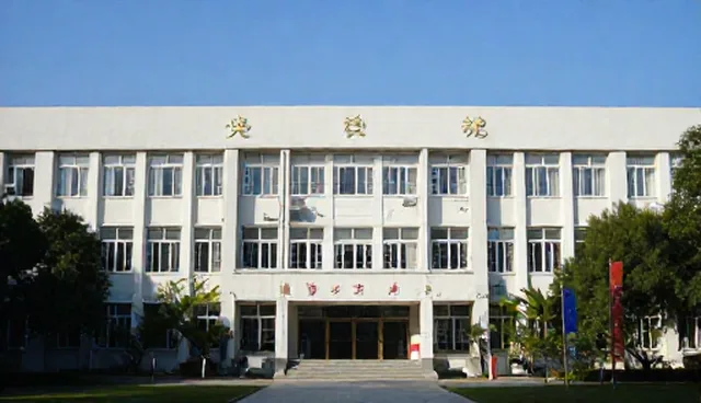 网站制作定制中如何避免内容重复问题
